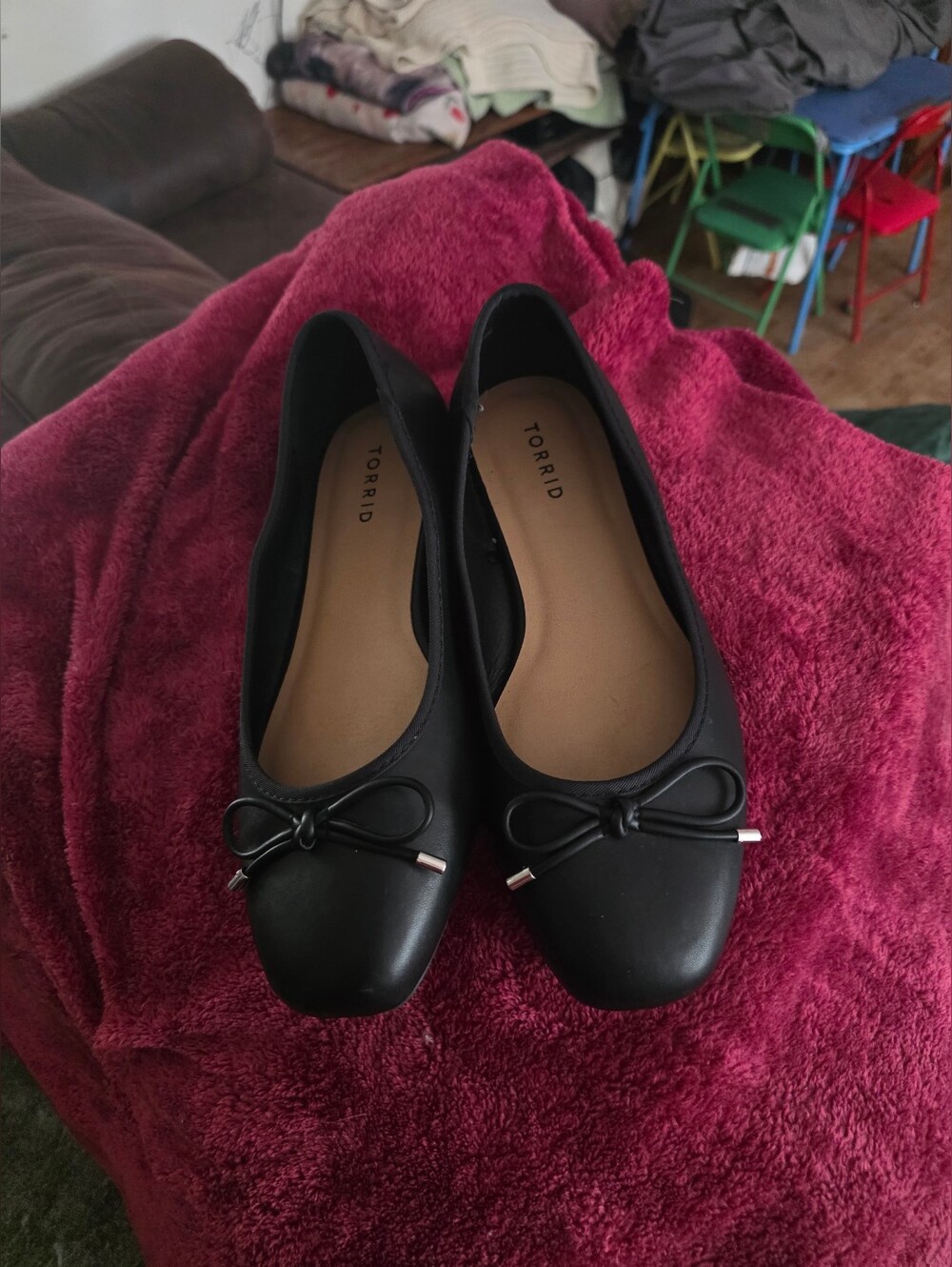 Ladies 10WW Torrid  Black Flats